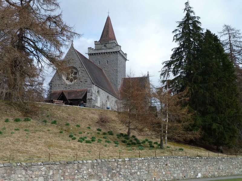 Crathie Kirk